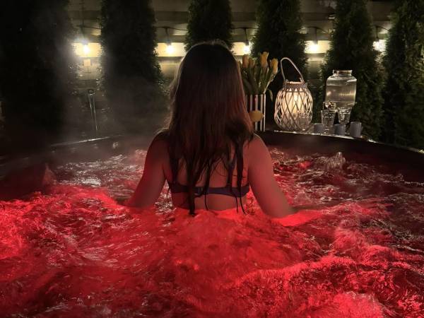 Domki Laura sauna i gorąca balia - OBIEKT CAŁOROCZNY