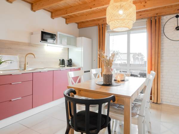 Domki Laura sauna i gorąca balia - OBIEKT CAŁOROCZNY