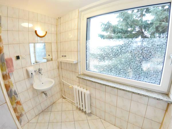 pokój 1 osobowy z łazienką