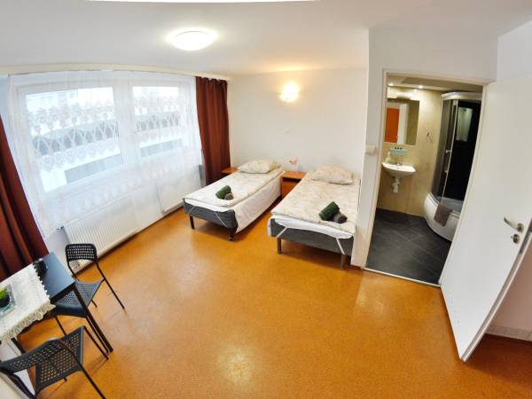 pokój 2 osobowy z łazienką