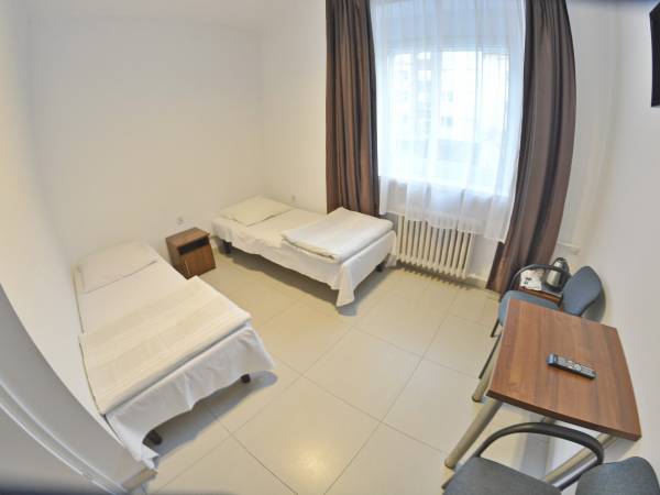 Pokój dwuosobowy z łazienką