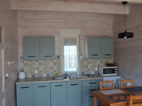 Domek Standard salon z aneksem kuchennym