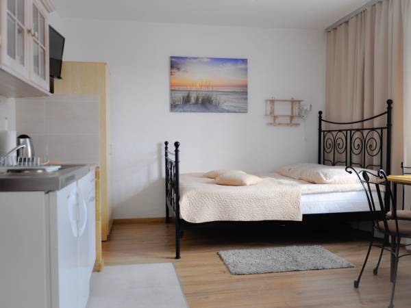  APARTAMENT 3 OSOB. NR 8 z Krytą Loggią oraz Mini Kuchnią