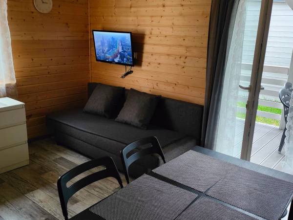 salon w domkach nr 1 i 2