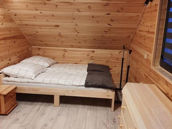 Sypialnia Nr 1 - 4 osobowa na piętrze.