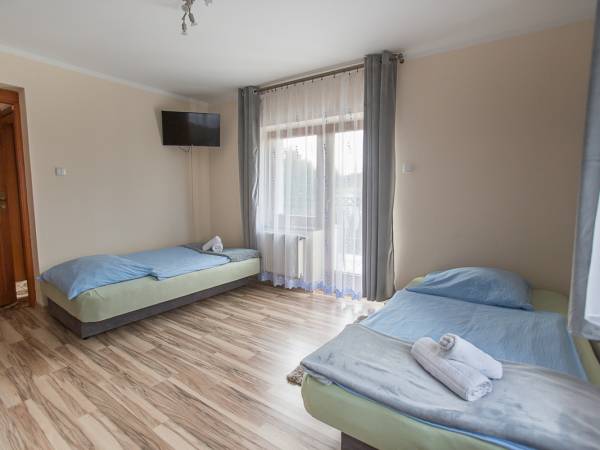 Pokój dwuosobowy z łazienką