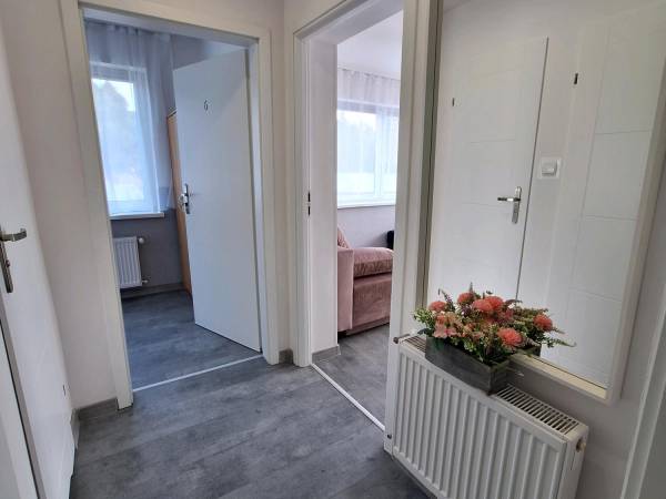 korytarz pokoi nr 6 i 7