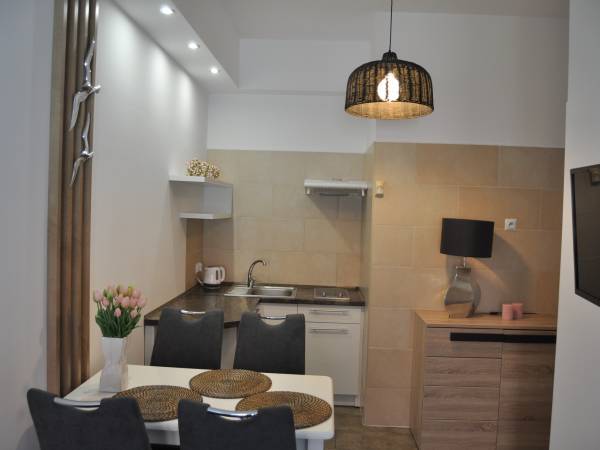  Domki i pokoje Babilon