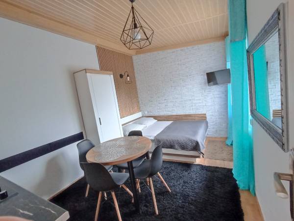 Dwa pokoje z aneksem