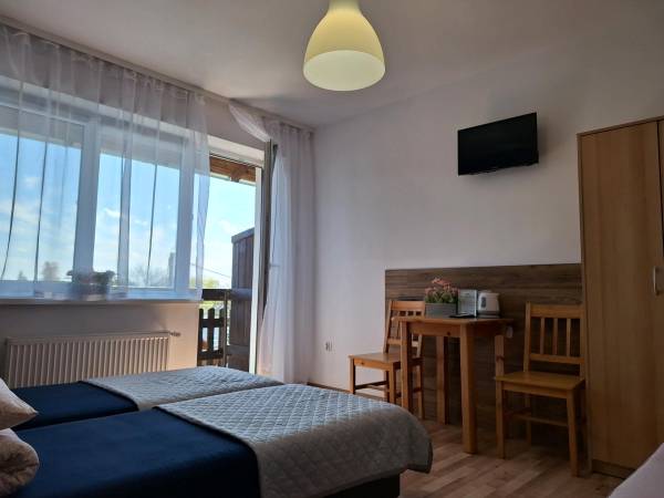 pokój czteroosobowy nr 12