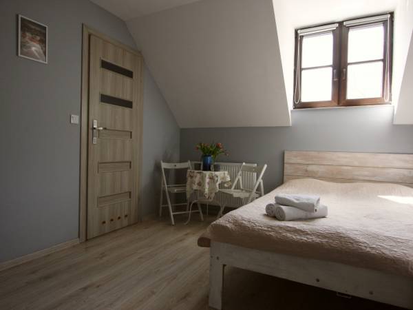 Pokój nr 2 Nadrzeczna