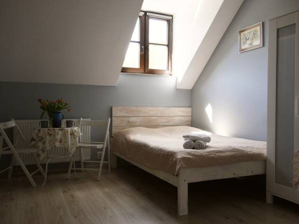 Pokój nr 2 Nadrzeczna