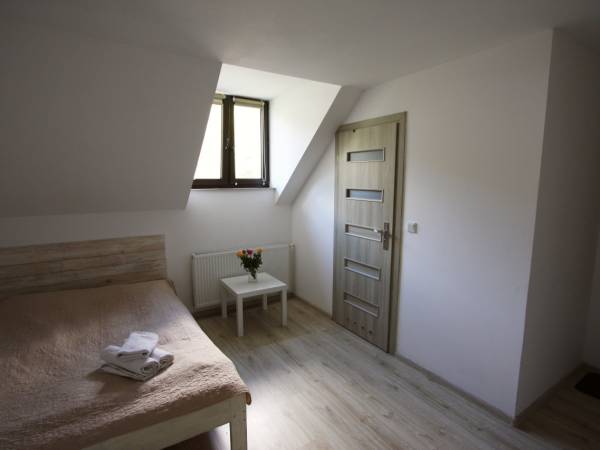 Pokój nr 7 Nadrzeczna