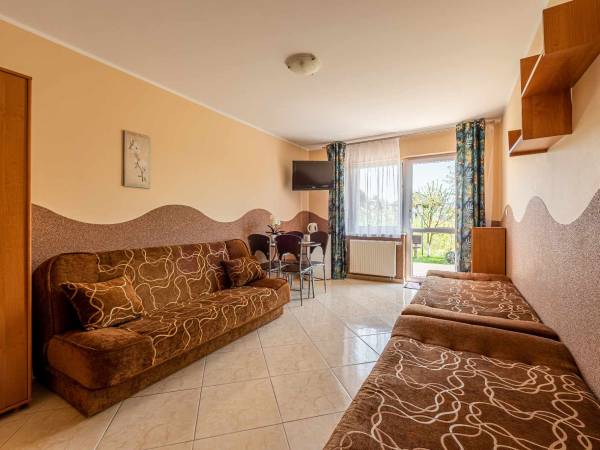 Pokój 4-osobowy na parterze .