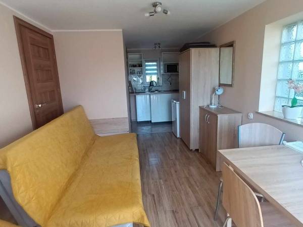 Pokoje i Apartamenty u Kryni