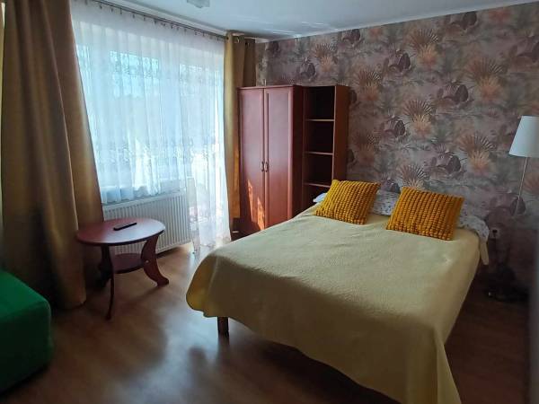 Pokoje i Apartamenty u Kryni