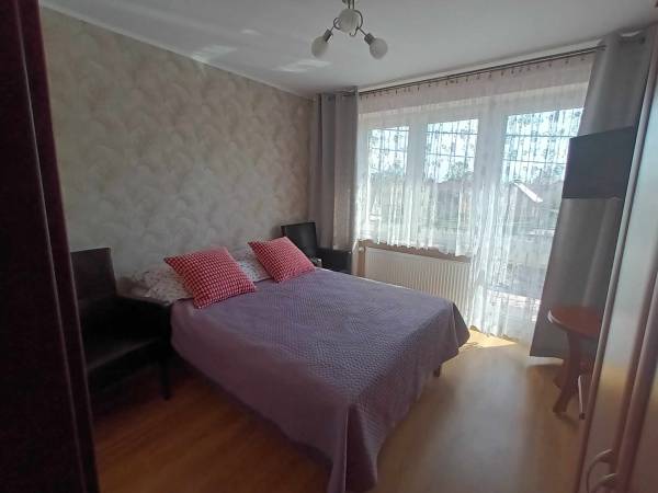 Pokoje i Apartamenty u Kryni