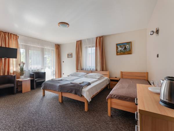 Pokój 4-osobowy z balkonem