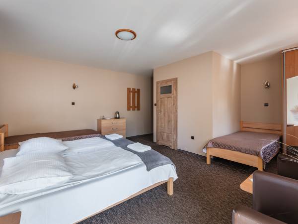 Pokój 4-os z balkonem