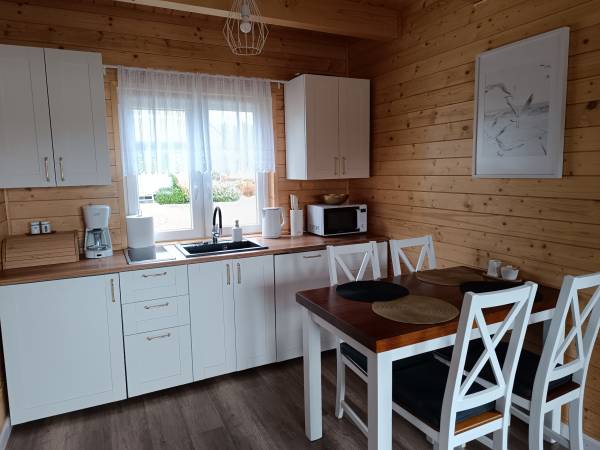 Szary Domek Nad Jeziorem