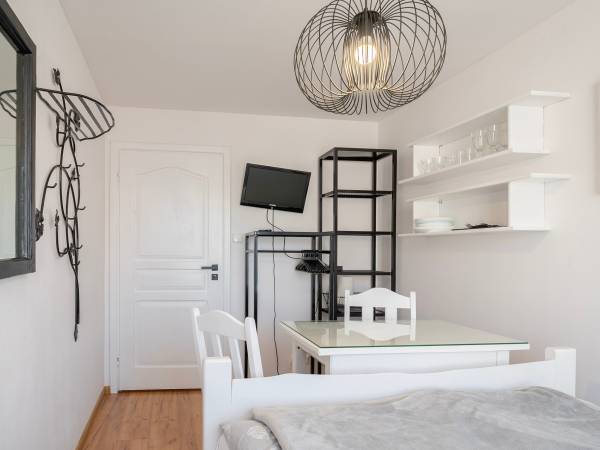 Pokój 4os (dwupokojowy)