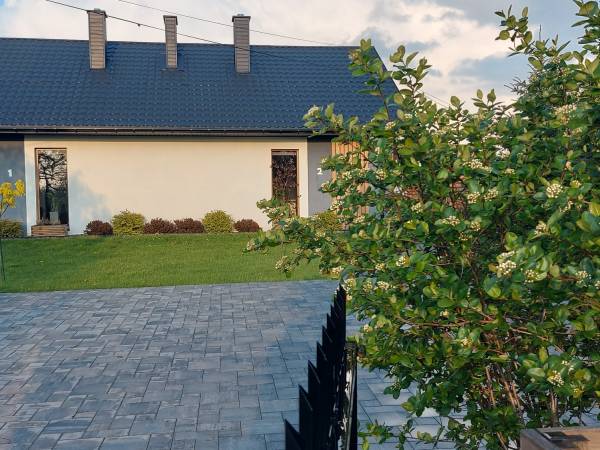 Domki Milo z kominkiem