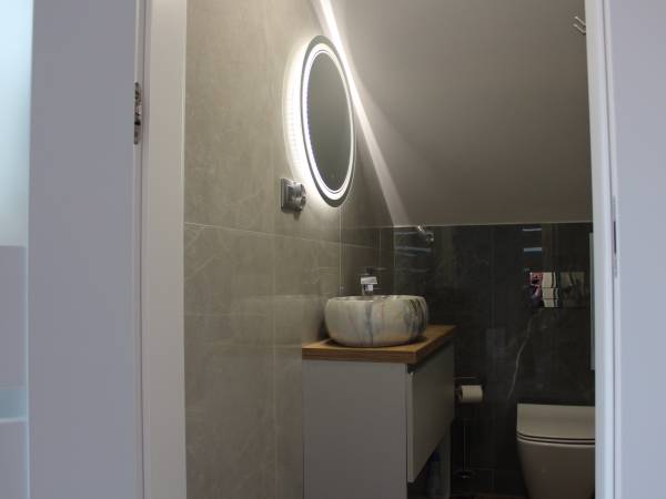 apartament nr 2 łazienka