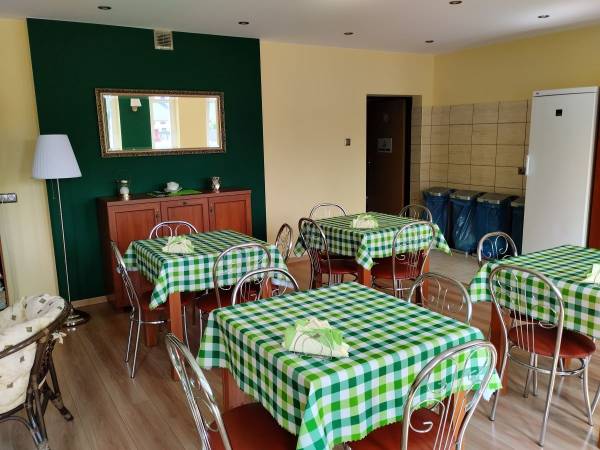 KAWIARENKA DLA GOŚCI