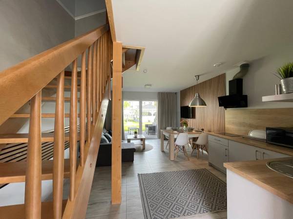 Salon w domkach 6 osobowych nr 2-6