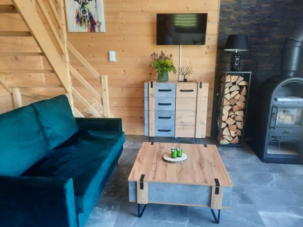 Domek przy lesie na Roztoczu