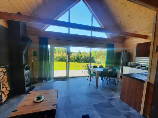 Domek przy lesie na Roztoczu