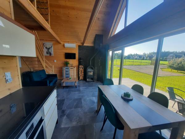 Domek przy lesie na Roztoczu