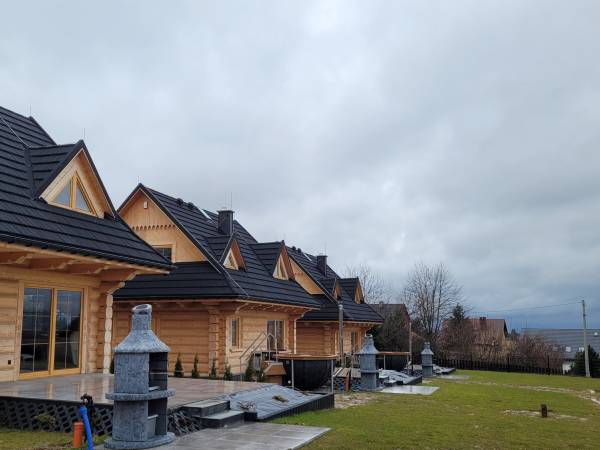 Domy z bali świerkowych