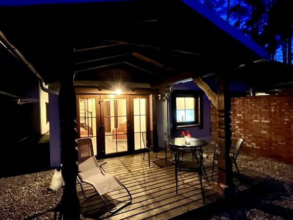 Dworek Wdzydze - Domki i Apartamenty