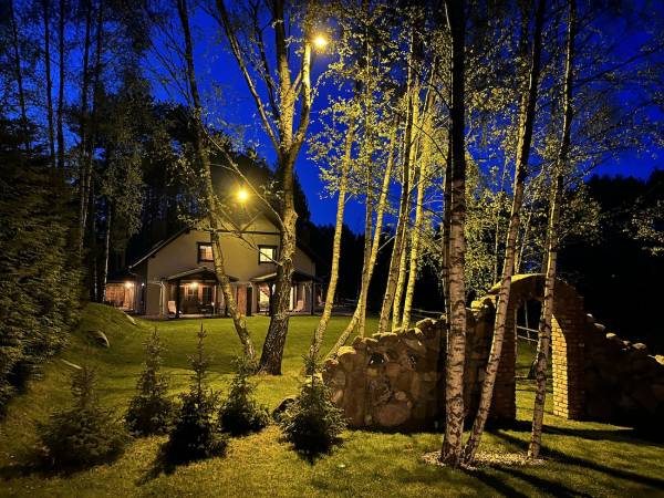 Dworek Wdzydze - Domki i Apartamenty