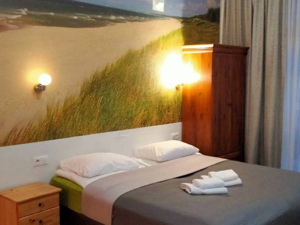 Plazowa 11-Pokoje Gościnne& Pub