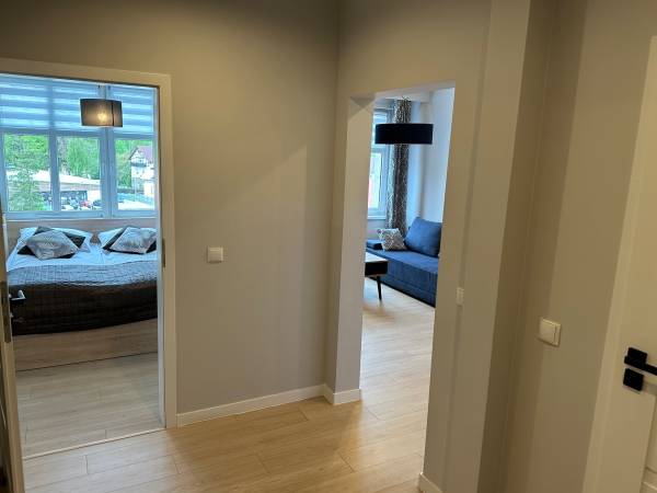 Apartament Sun and Ski, przedpokój, mieszkanie dwupokojowe. 