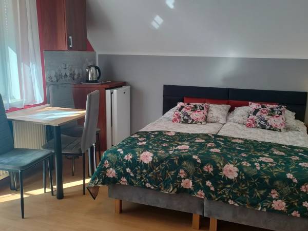 pokój nr 6 (3 osobowy)