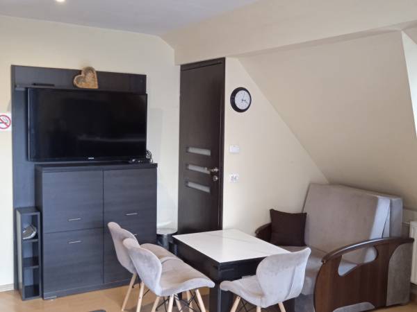 Pokój beżowy na piętrze 