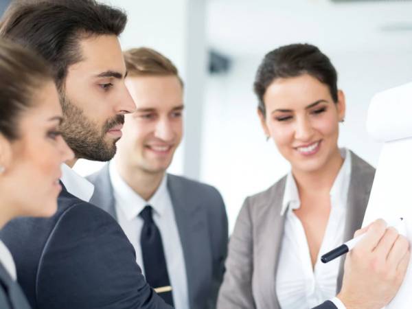 KONFERENCJE, SZKOLENIA