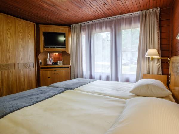 Ośrodek Wypoczynkowy Waszeta - wczasy, grupy na Mazurach 