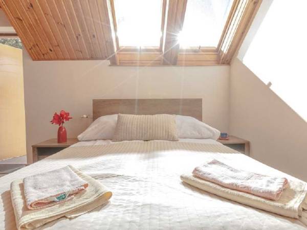 apartament drewniany dwupoziomowy 4/5 osobowy