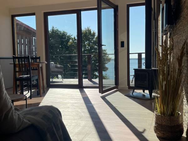 Apartament Piętro - Salon z aneksem kuchennym