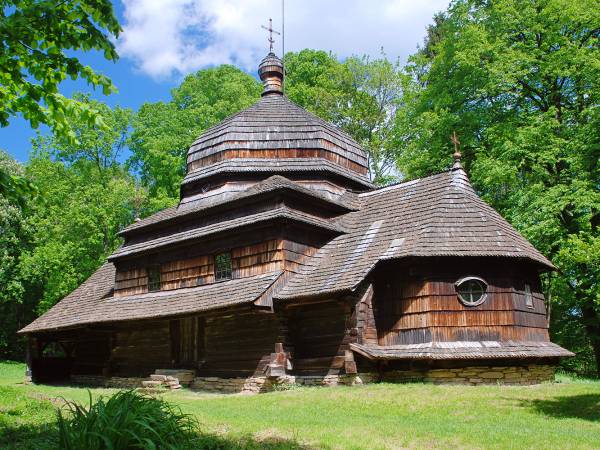 Zabytkowa cerkiew 