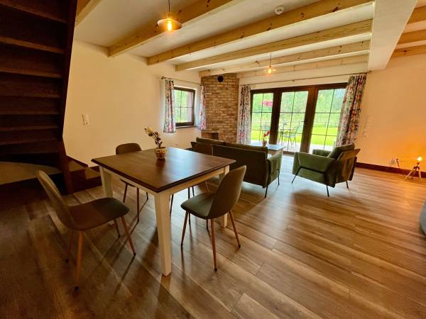 Dworek Wdzydze - Domki i Apartamenty