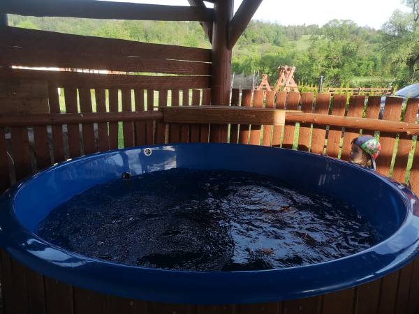 Domek 6-osobowy z balią