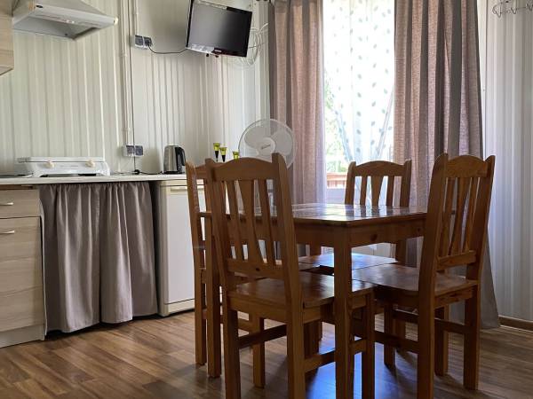 Domek zielony przy Gościńcu Iznota