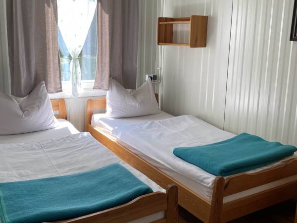 Domek zielony przy Gościńcu Iznota