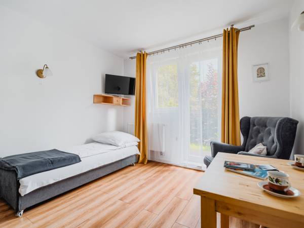 Pokój 2-3 osobowy z ogródkiem