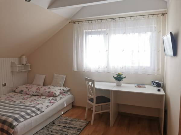 Pokój nr 4 - 1/2 os.